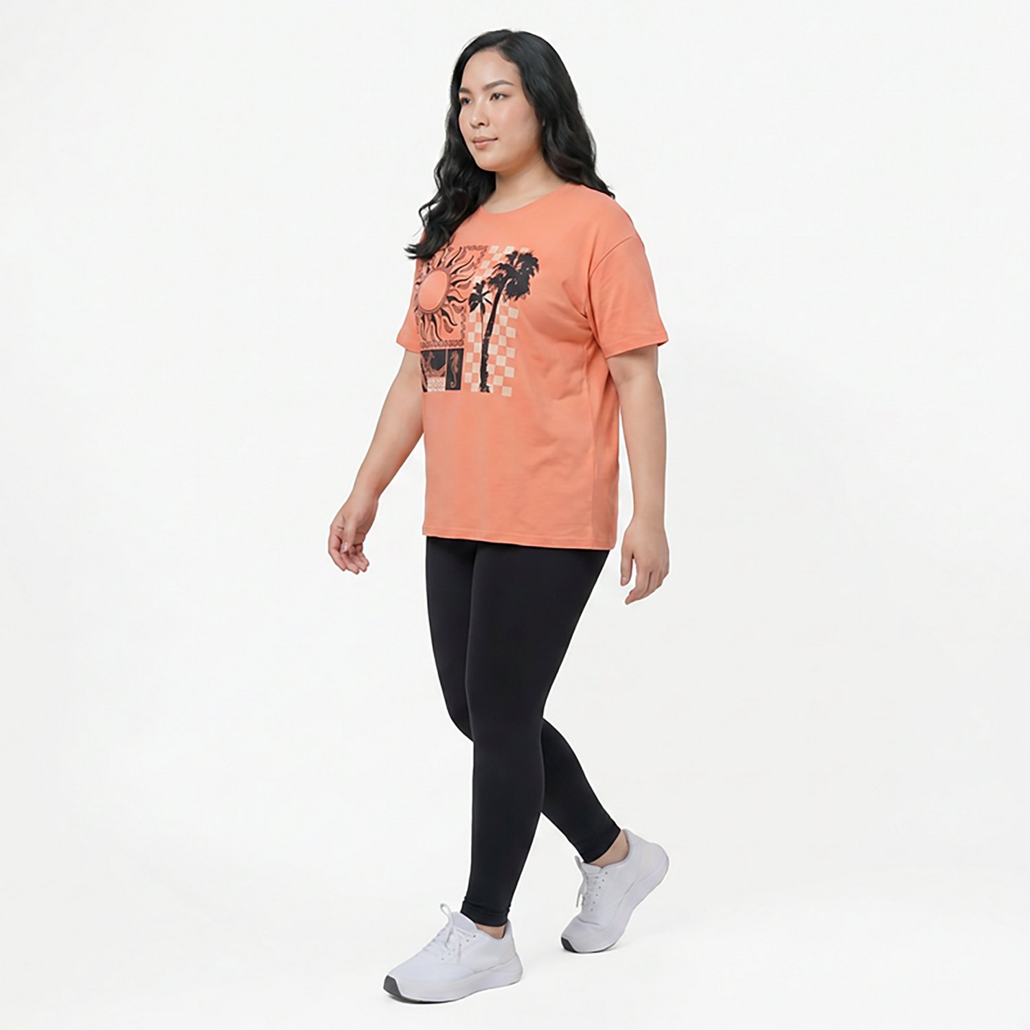 Live Outside the Limits Women's Beach Vibes Oversized Graphic T-shirt - view number 3