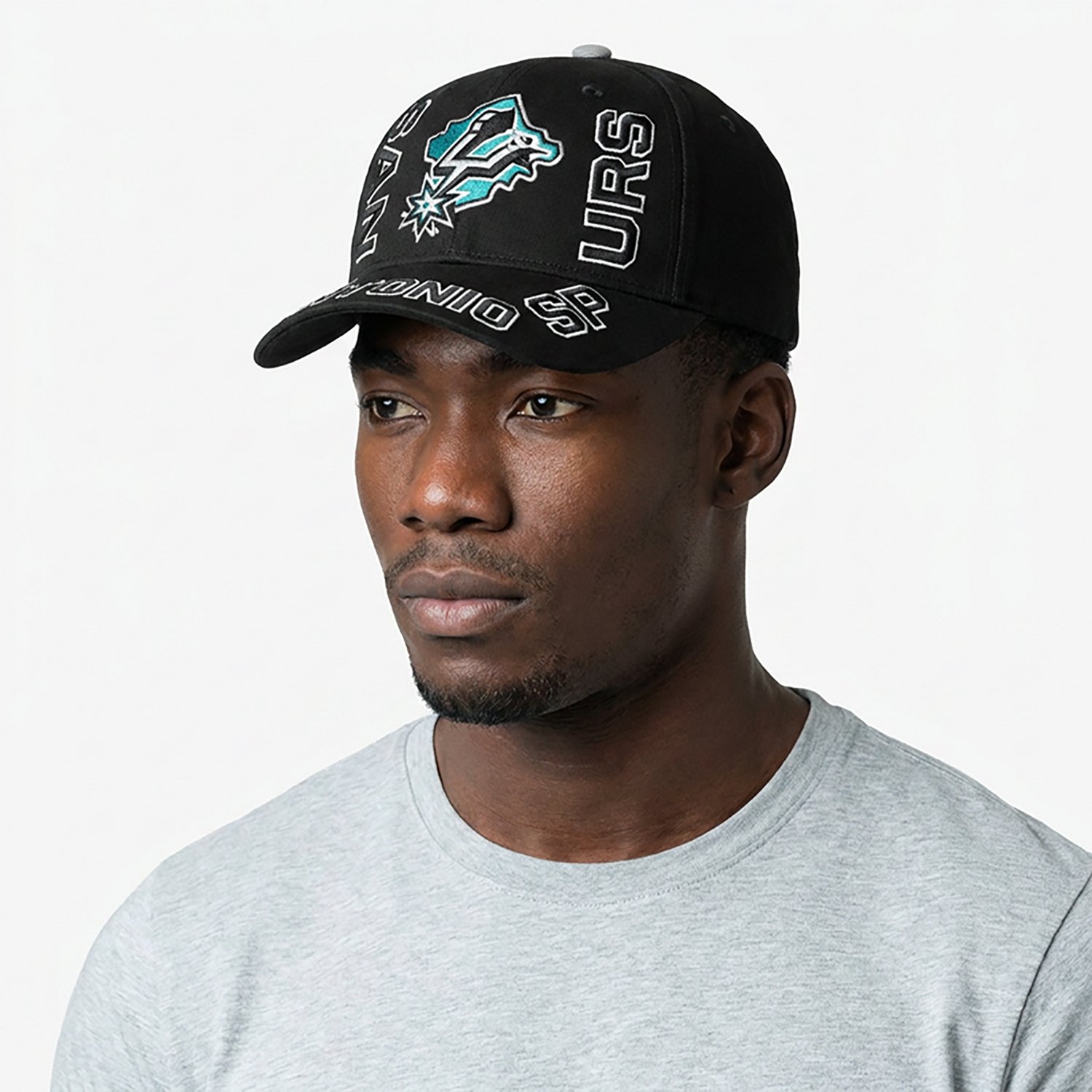 Mitchell & Ness Adults' San Antonio Spurs Around the Way Hardwood Classics Pro Snapback Cap
