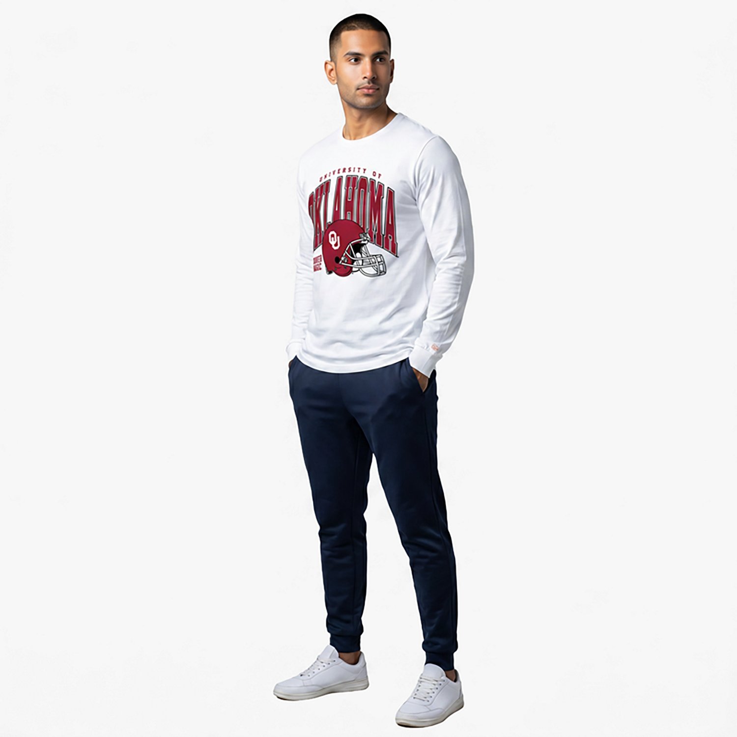 Homefield Men's Oklahoma Sooners Retro Football Helmet Long Sleeve T-shirt - view number 3