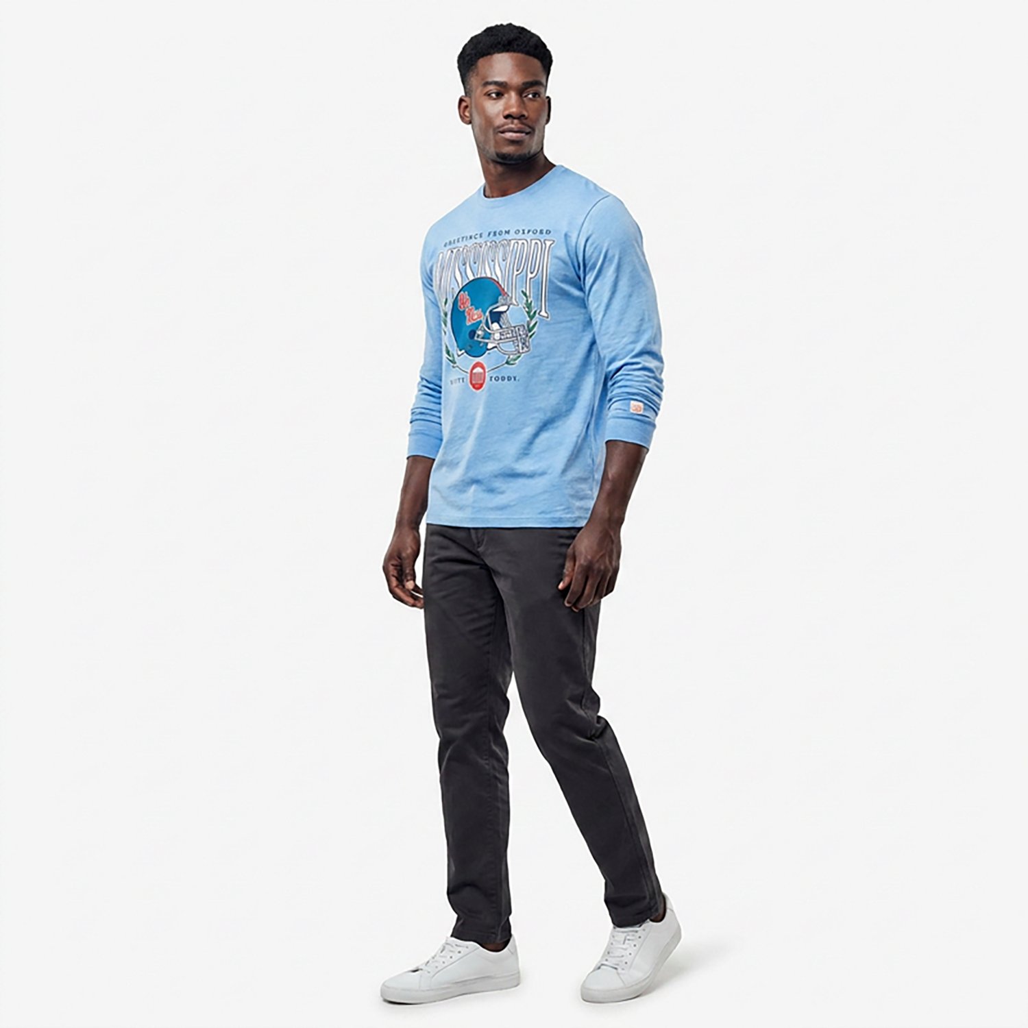 Homefield Men's Ole Miss Rebels Vintage 1983 Football Helmet Long Sleeve T-shirt
