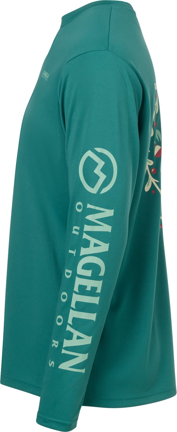 Magellan Outdoors Men's Holiday Merry Fishmas GFX Crew Long Sleeve T-shirt - view number 6