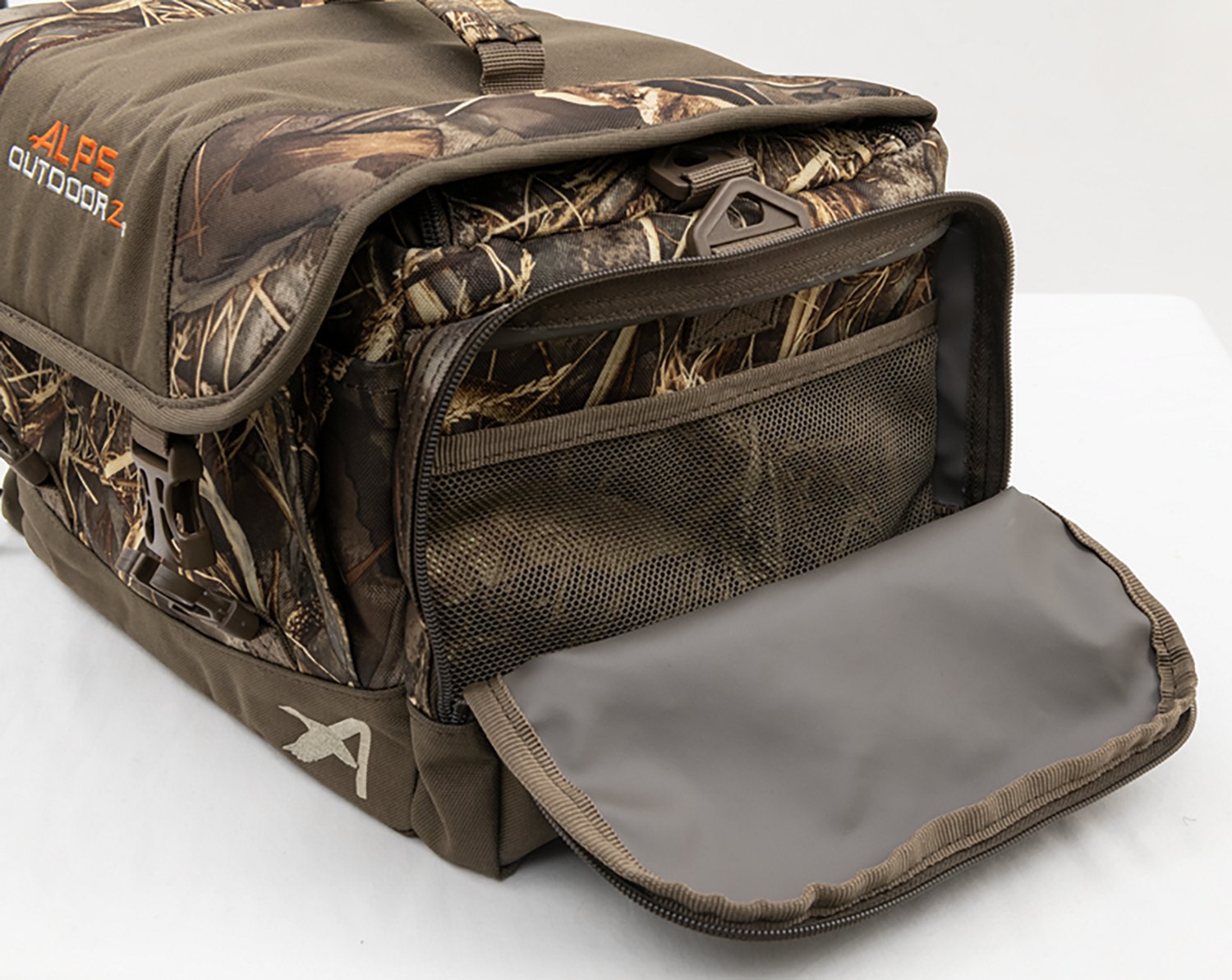 ALPS Outdoorz Ducks Unlimited Floating Blind Bag - view number 6