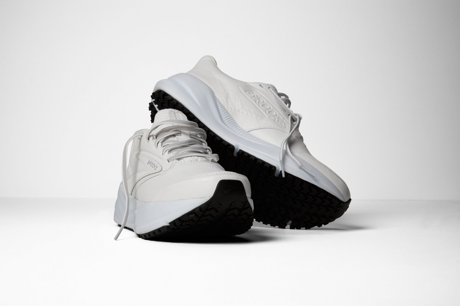  Brooks Women's Ghost Max Slip Resistant Shoe - view number 8