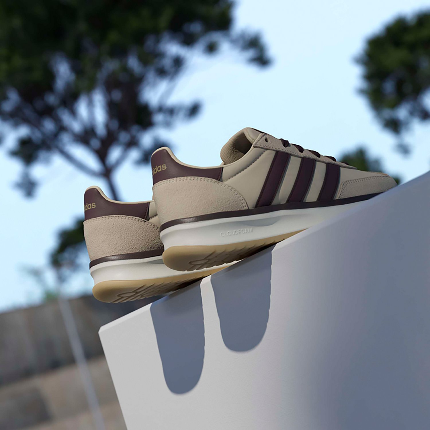adidas Womens' Run 70s 2.0 Shoes - view number 8