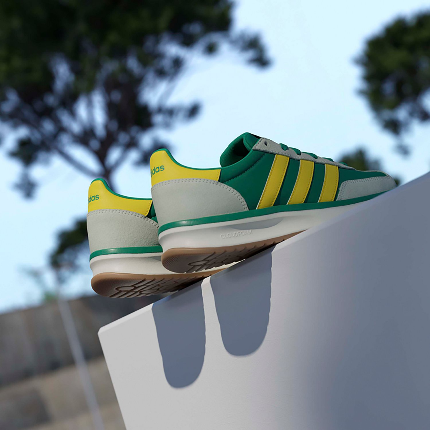 adidas Womens' Run 70s 2.0 Shoes - view number 8