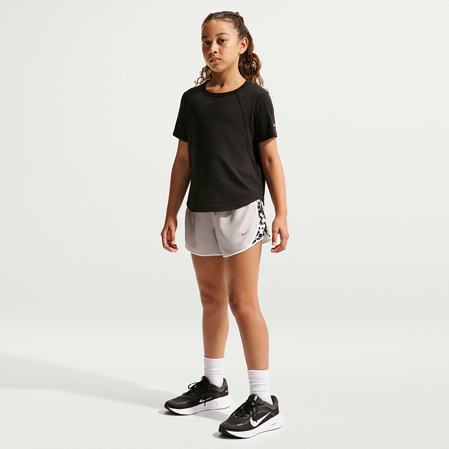 Nike Girl's Dri-FIT Tempo Running Shorts - view number 3