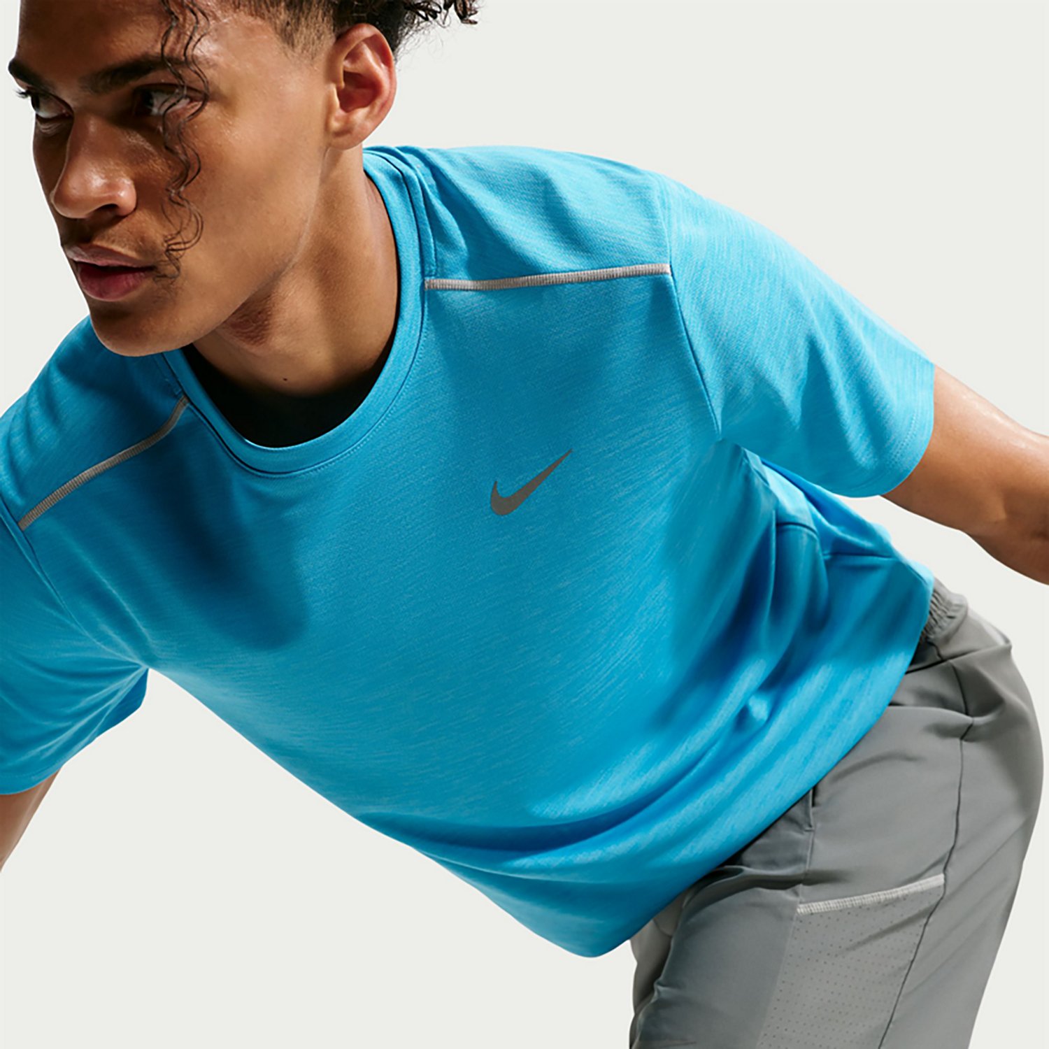 Nike Men's Dri-FIT UV Miler Short Sleeve Shirt