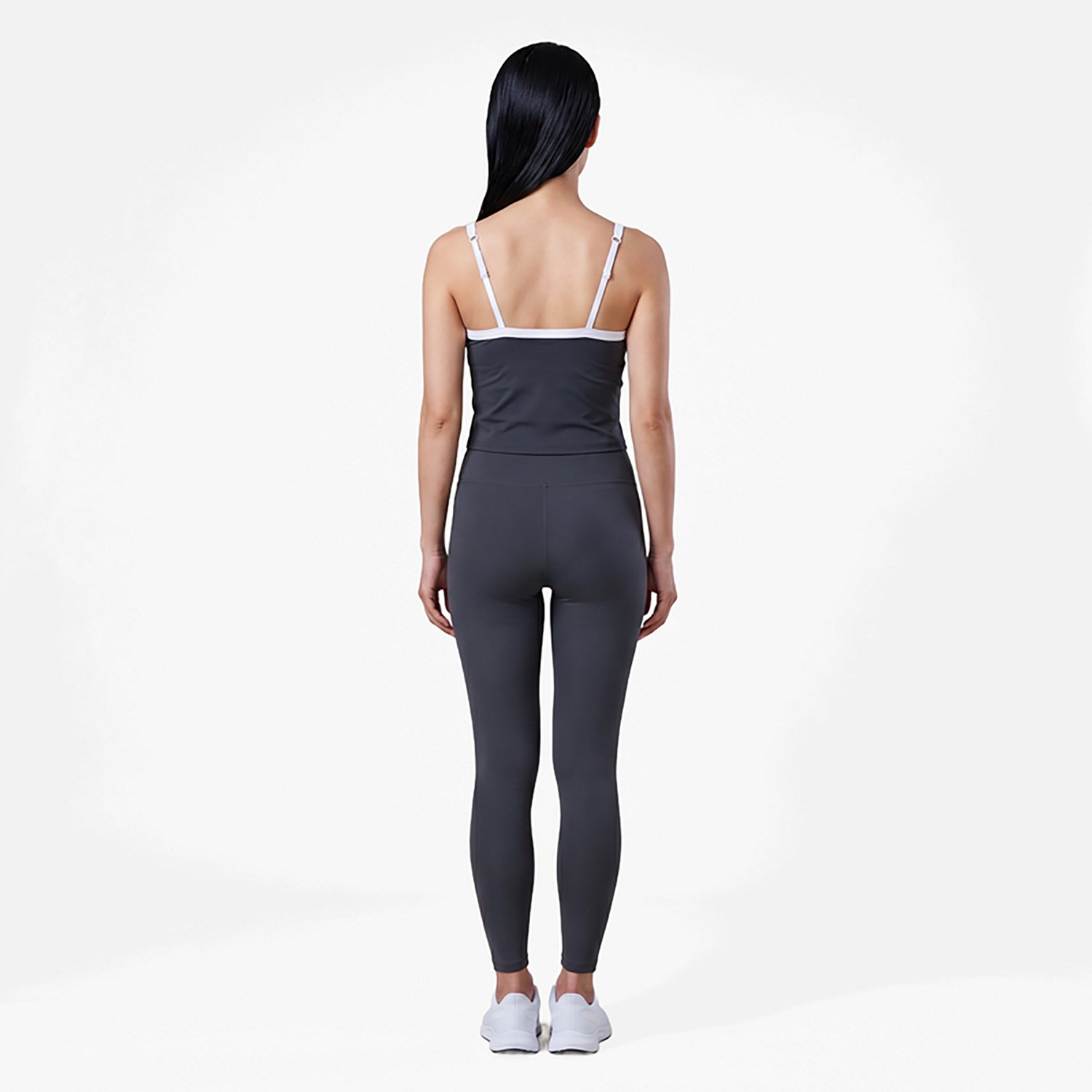 BCG Women's Low Square Front Cami Bra - view number 2