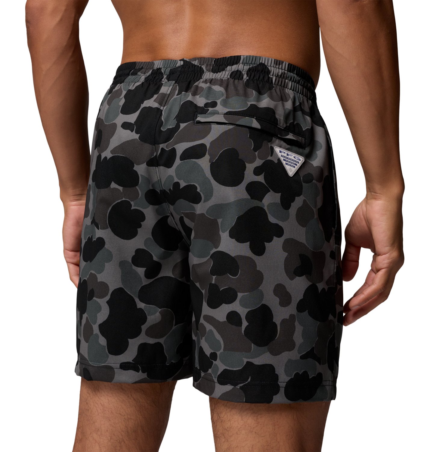 Columbia Sportswear Men’s Georgia Bulldogs PFG Rambler™ Printed Shorts - view number 5