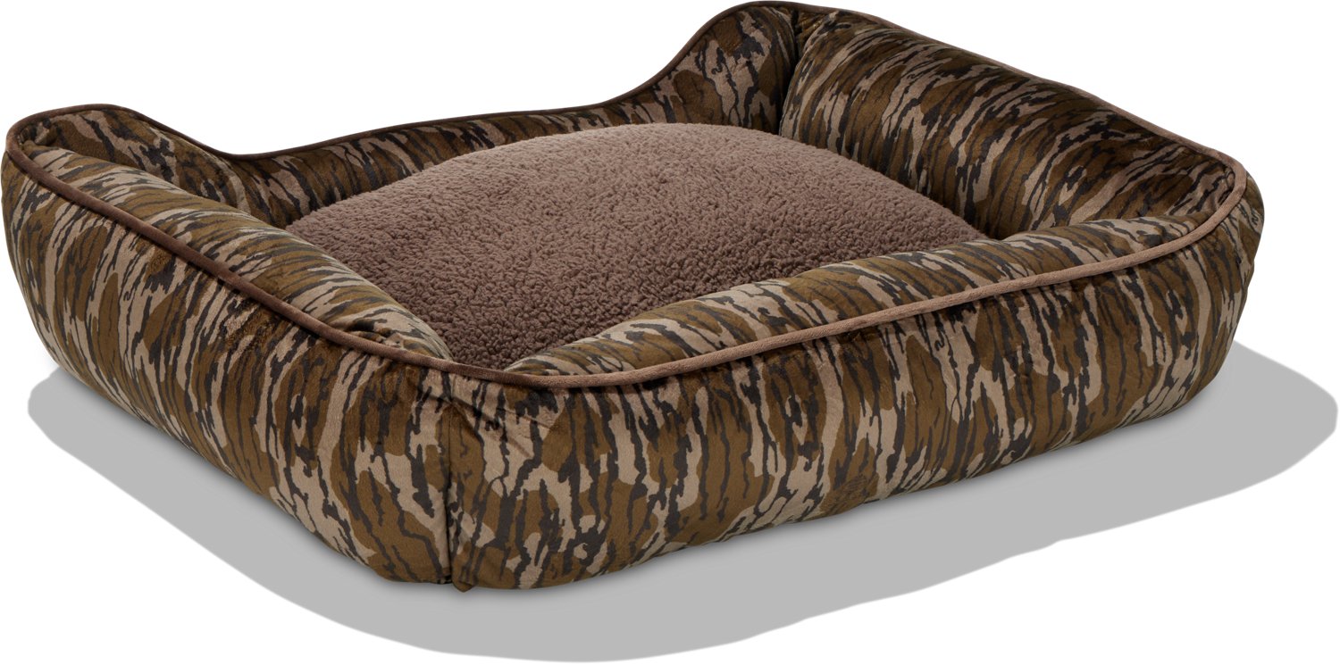 Magellan Outdoors Camo Sofa Dog Bed - view number 3