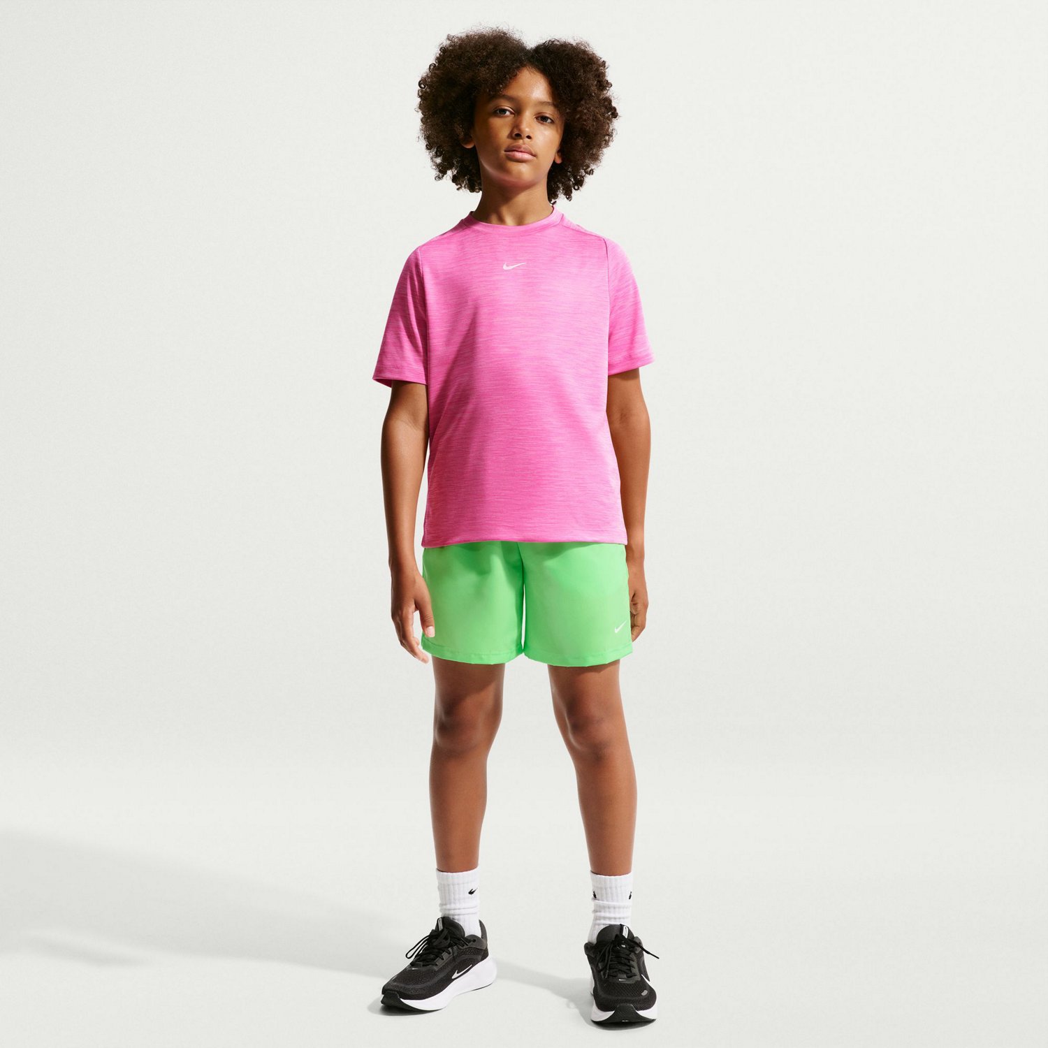 Nike Boys' Dri-FIT Multi+ Woven Shorts 6 in