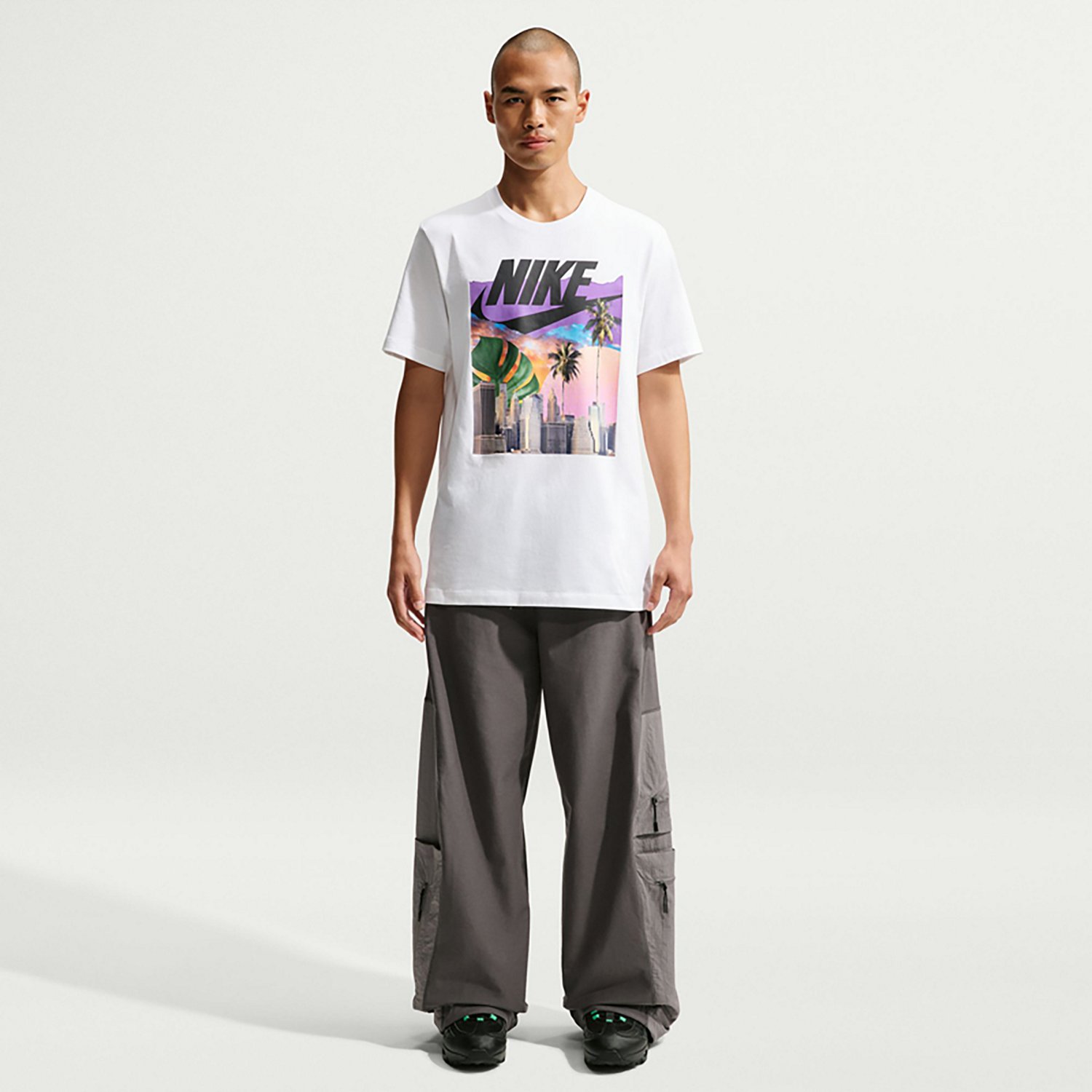 Nike Men's Sportswear Club Photo Graphic T-shirt
