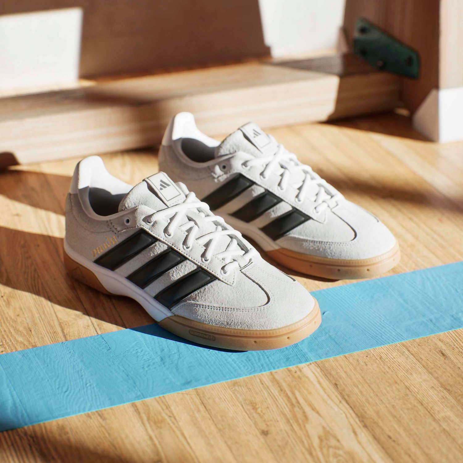 adidas Men's Spezialist Indoor Shoes - view number 8