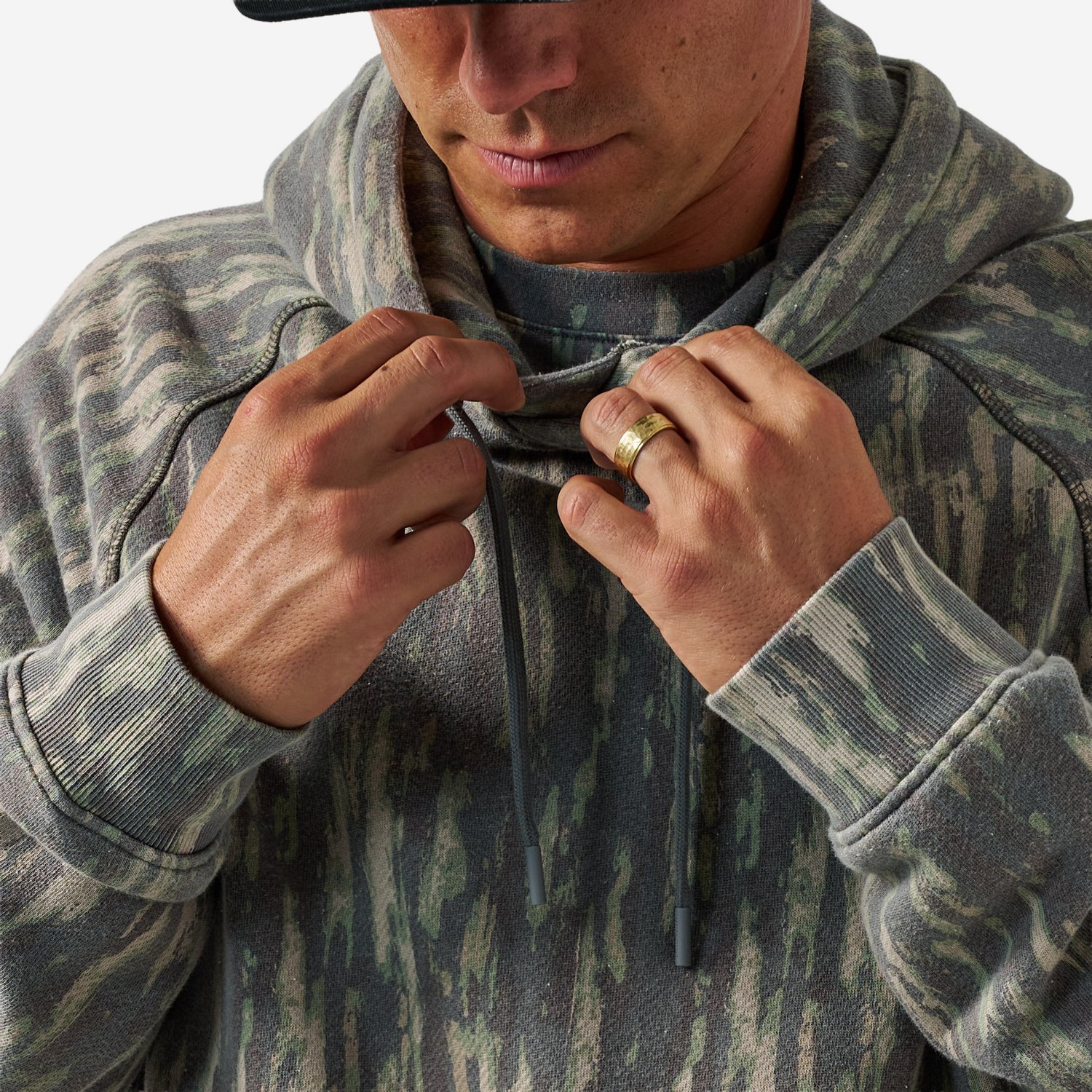 BURLEBO Men's Midland Camo Vintage Washed Fleece Hoodie - view number 4