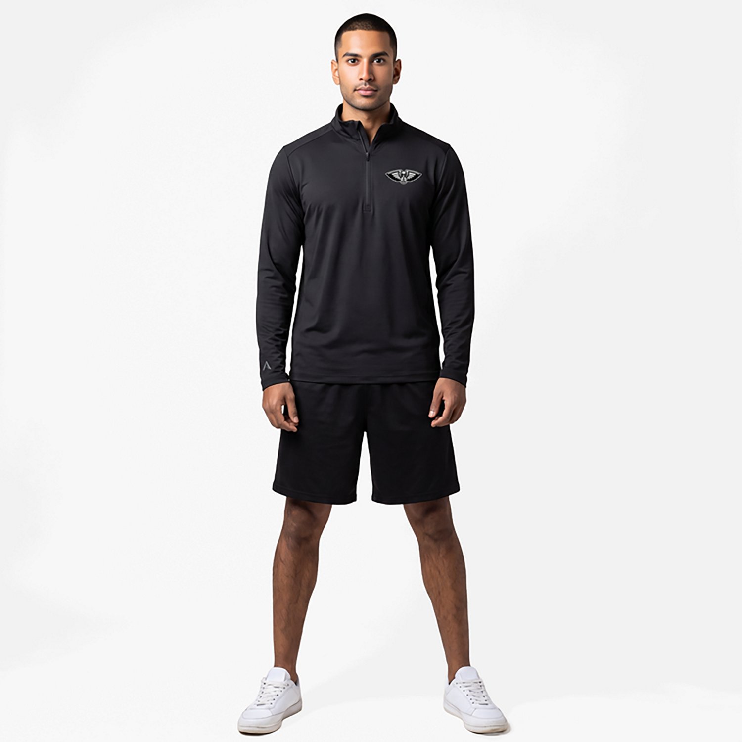 Antigua New Orleans Pelicans Metallic Logo Tribute Quarter-Zip Top