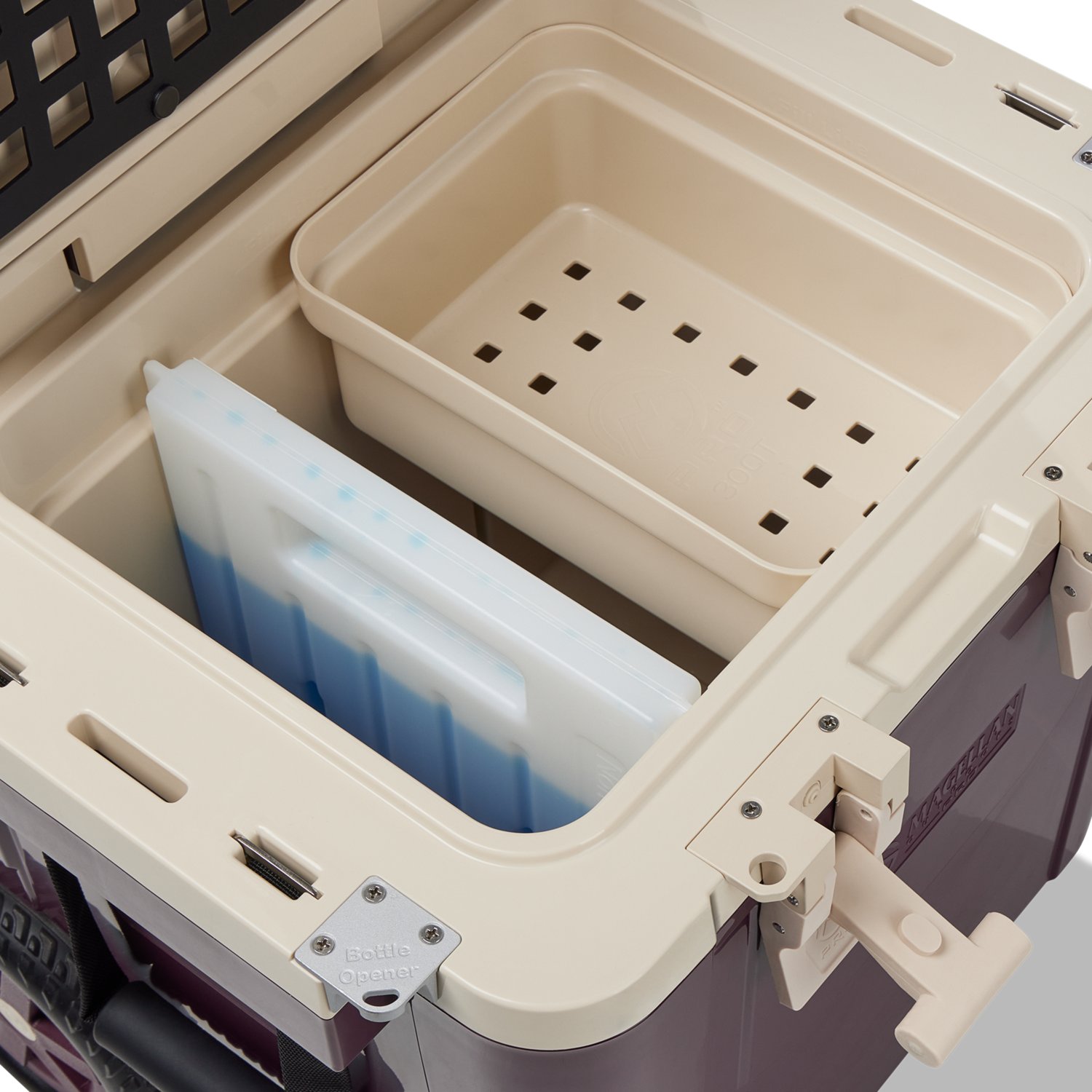 Magellan Outdoors Pro Explorer 30 Quart Ice Box Wheeled - view number 5