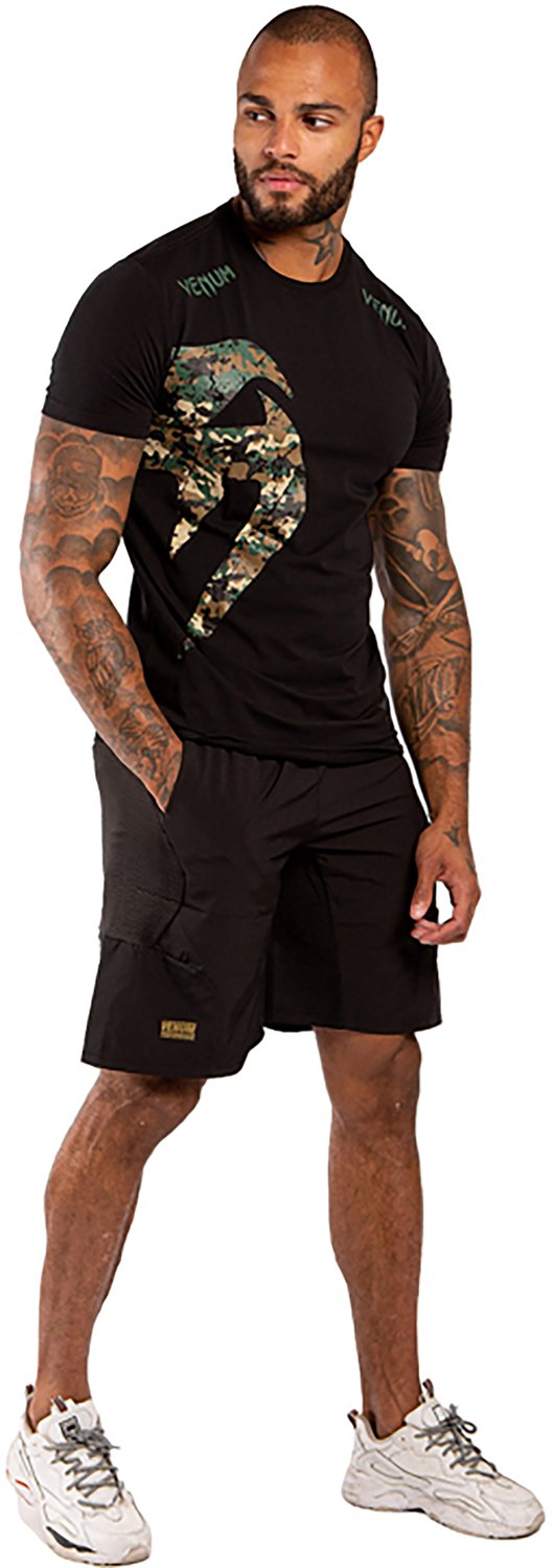 Venum Giant Graphic T-shirt - view number 7