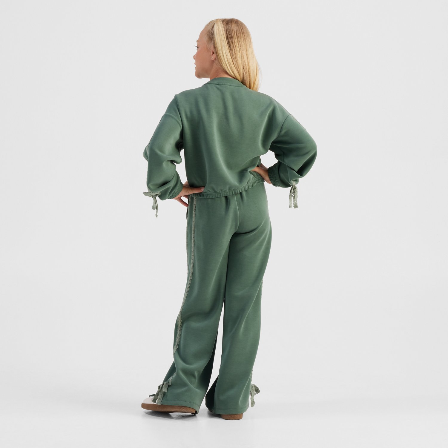 Freely Girls' Scottie Sandwash Lace Pullover - view number 3