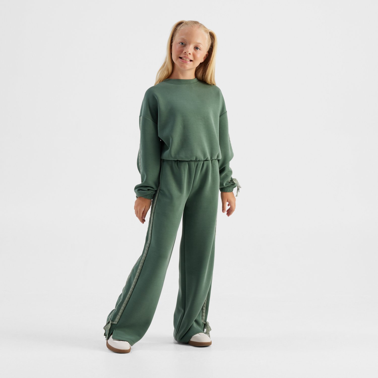 Freely Girls' Scottie Sandwash Lace Pant - view number 2