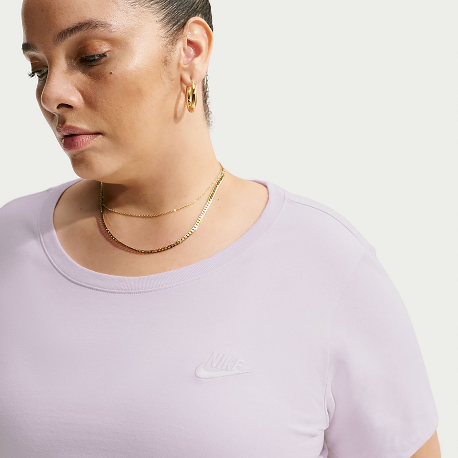 Nike Plus Size Women's Sportswear Club T-shirt                                                                                   - view number 5