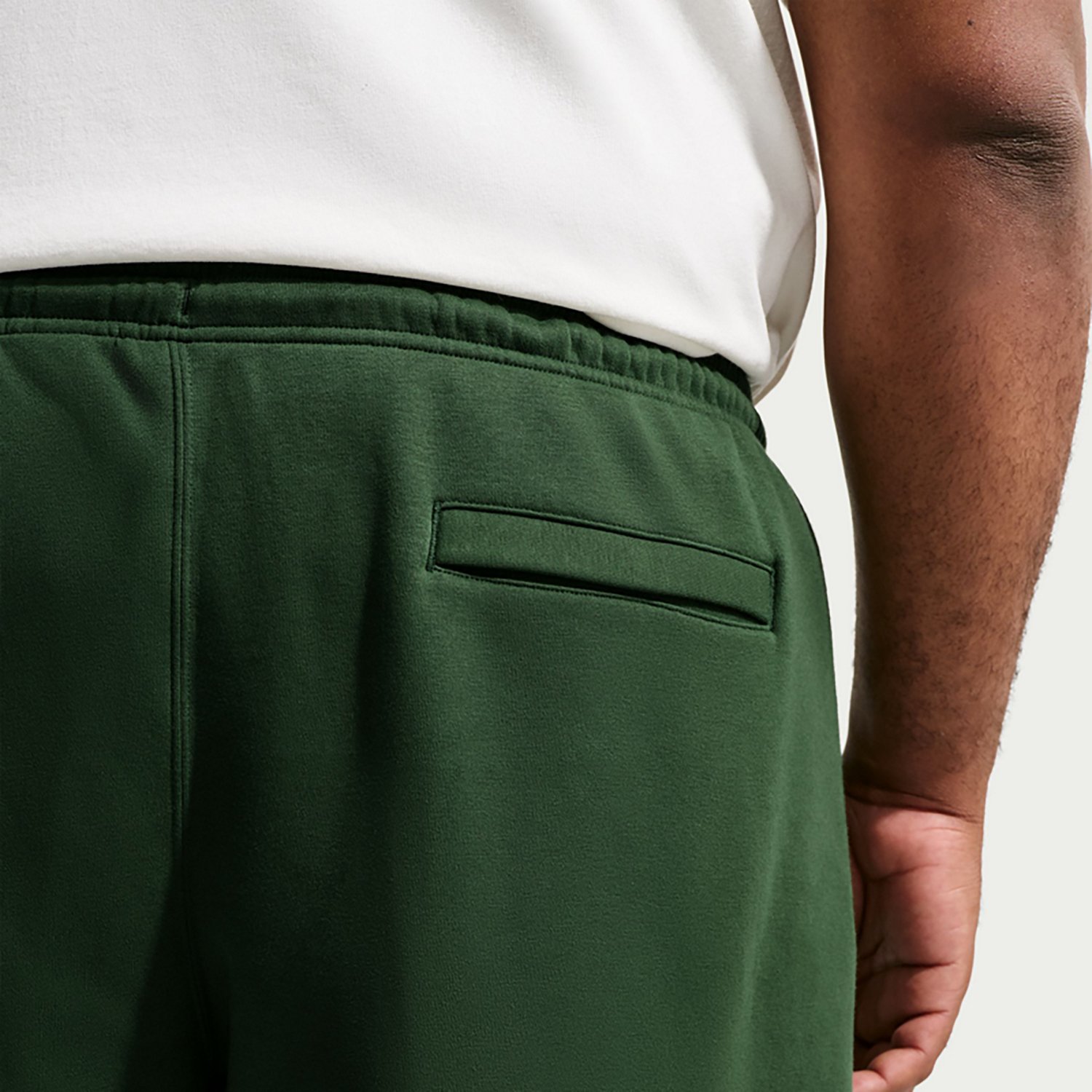 Nike Men's Club Brushed Fleece Graphic Shorts 7 in. - view number 3