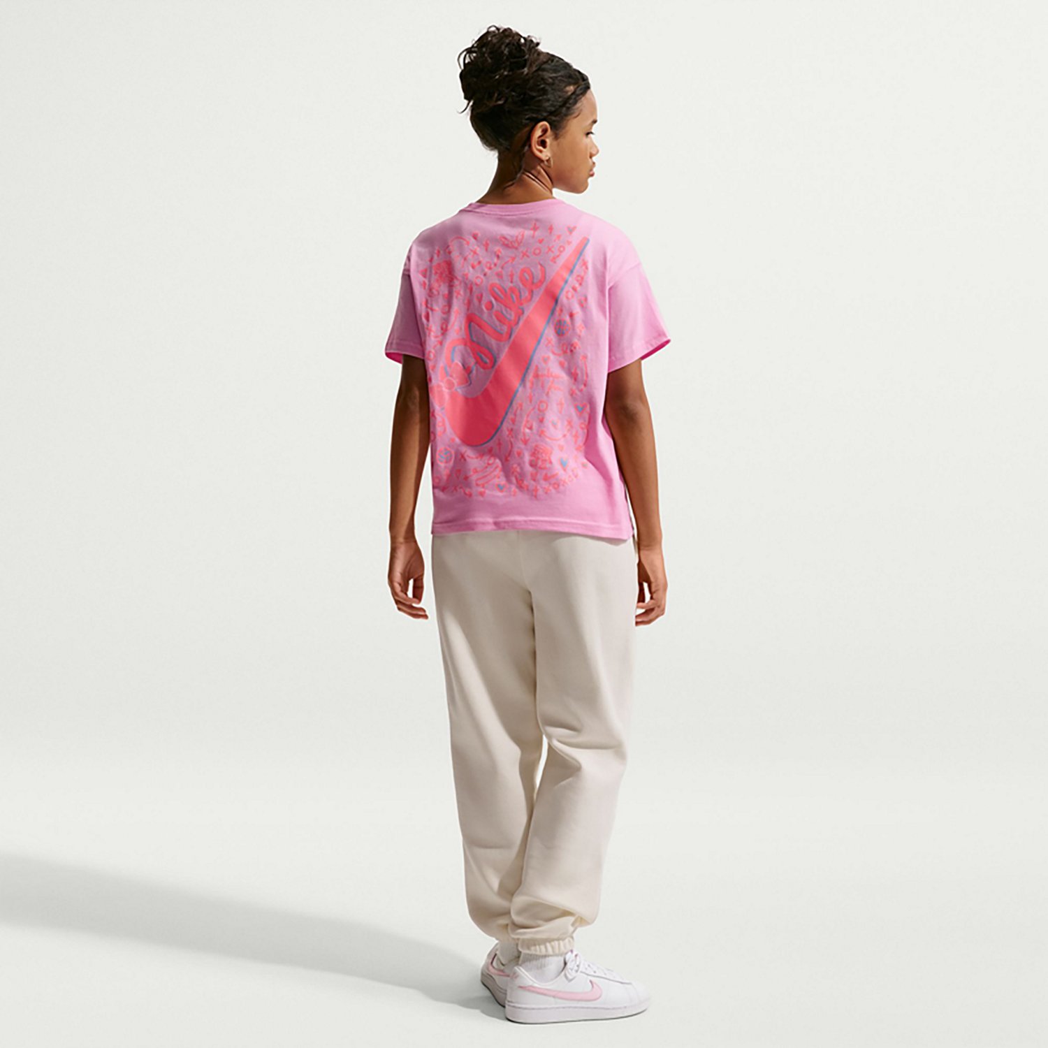 Nike Boys' Essential Boxy Sportswear Bows T-shirt - view number 2