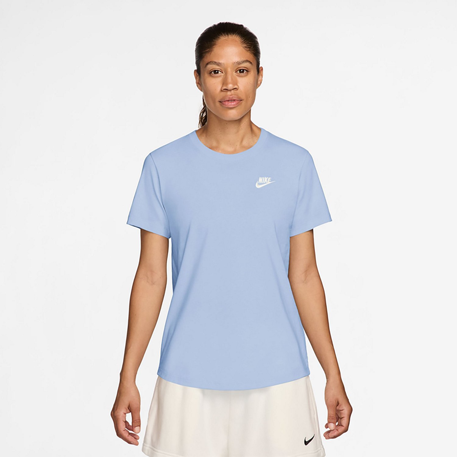 Nike Women's Sportswear Club T-shirt