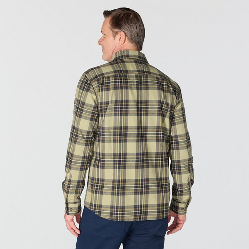 Carhartt Men's Rugged Flexâ¢ Relaxed Fit Midweight Flannel Long-Sleeve Plaid Shirt