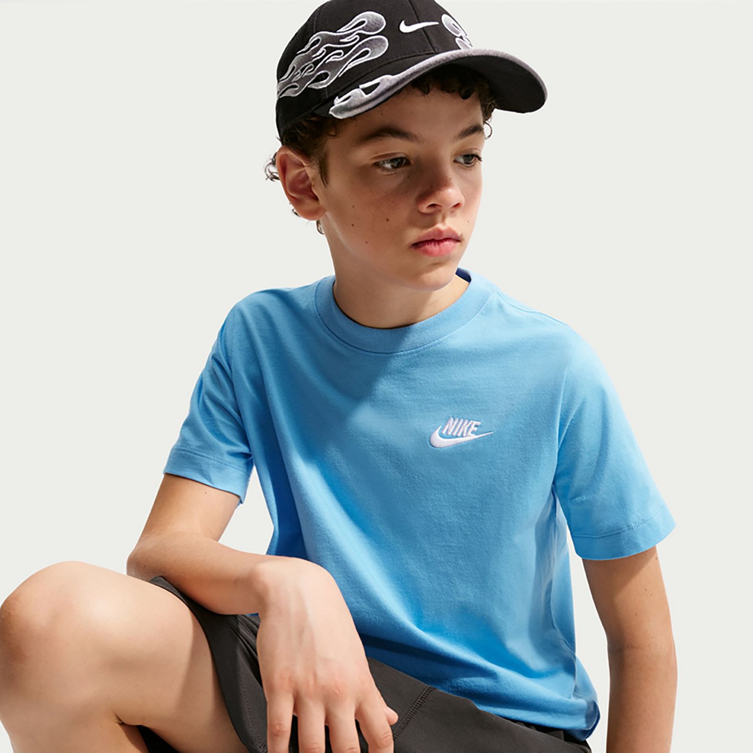 Nike Boys' Sportswear Futura Short Sleeve T-shirt - view number 5