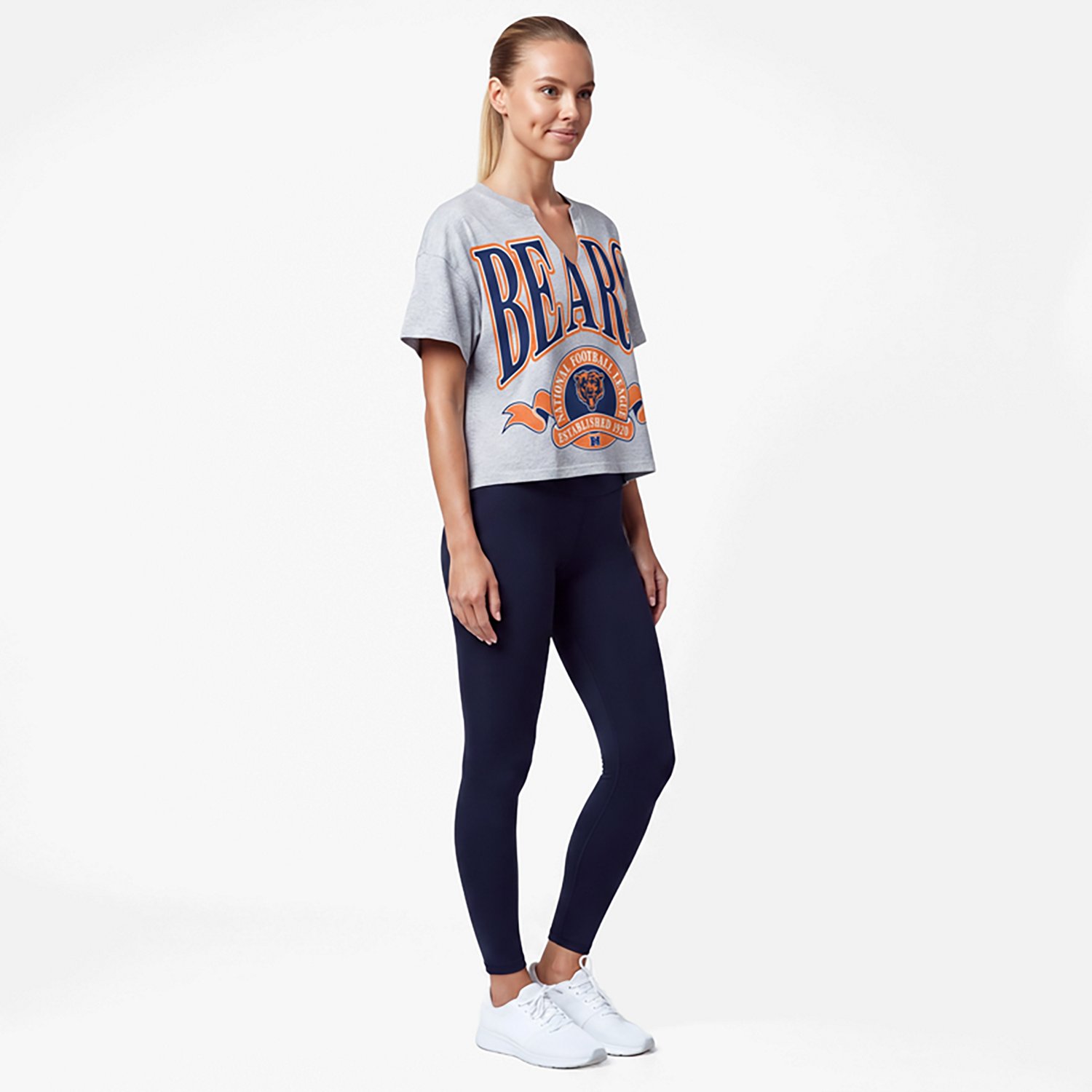 '47 Women's Bears Banner Out Oversized Notch Neck T-shirt - view number 3