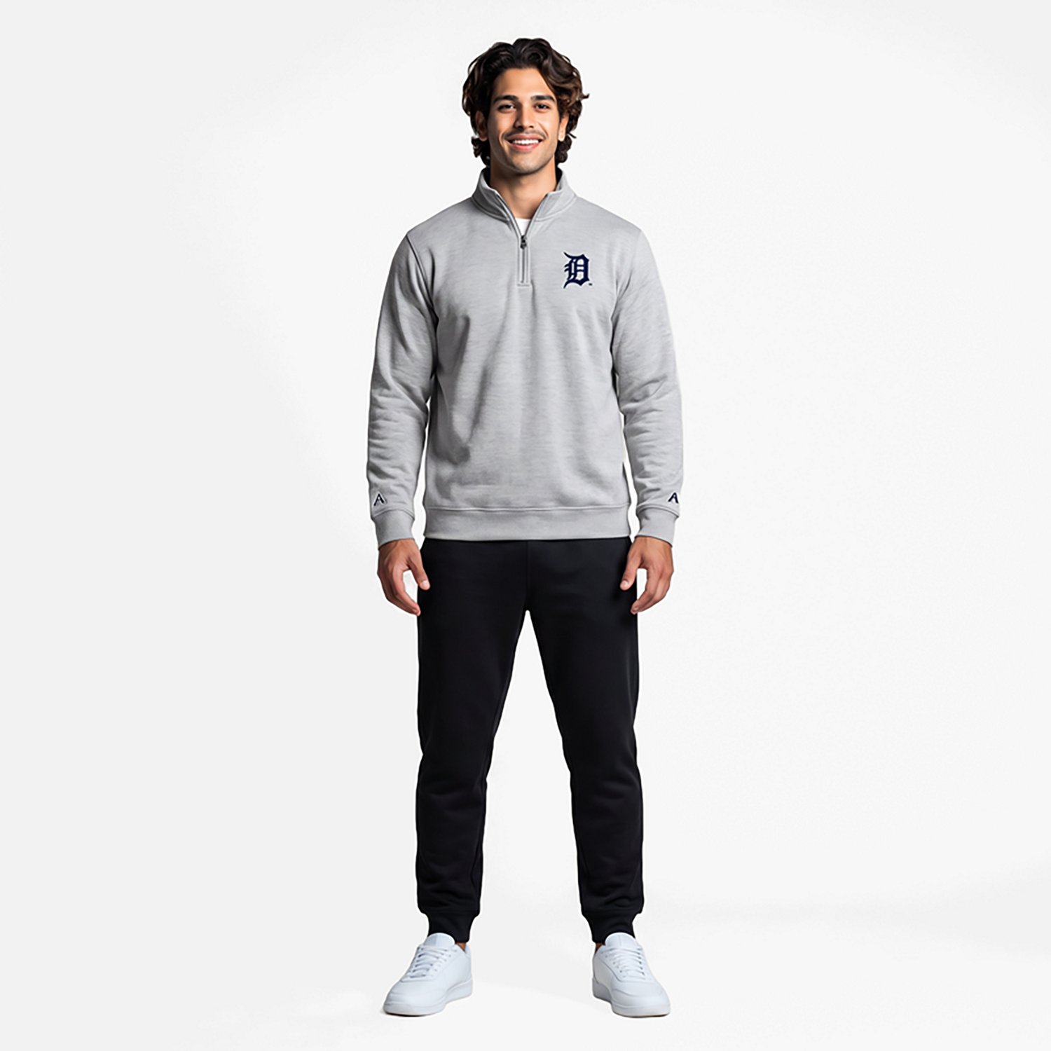 Antigua Detroit Tigers Victory Quarter-Zip Pullover Top