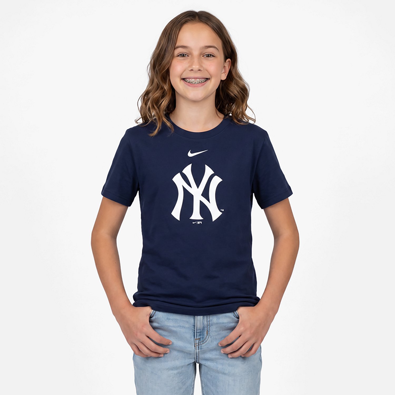 Nike New York Yankees Large Logo T-Shirt - view number 2