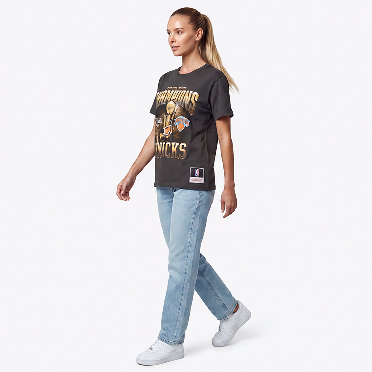 Mitchell  Ness Vintage New York Knicks 2026 NBA Finals Champions Boxy T-Shirt - view number 3
