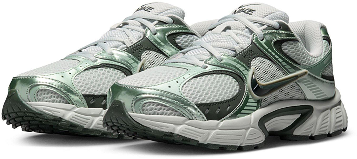 Nike Women's V5 Runner Shoes - view number 3