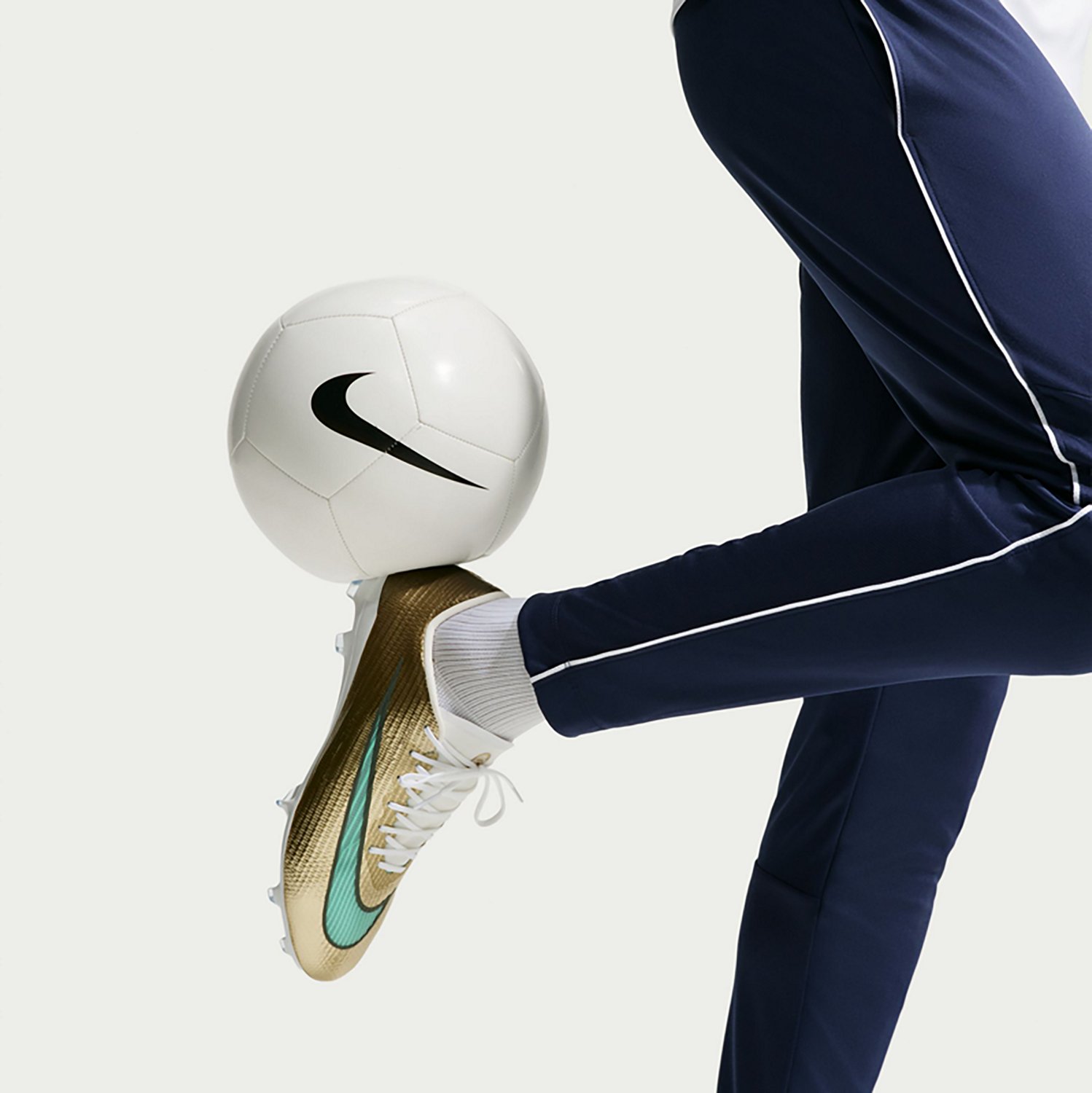 Nike Adult's Zoom Superfly 11 Pro Firm Ground KM Soccer Cleats - view number 7
