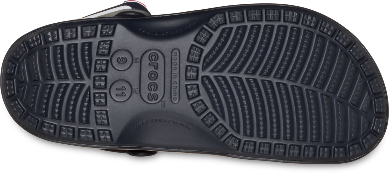 Crocs Adults' Houston Texans Classic Clogs - view number 6