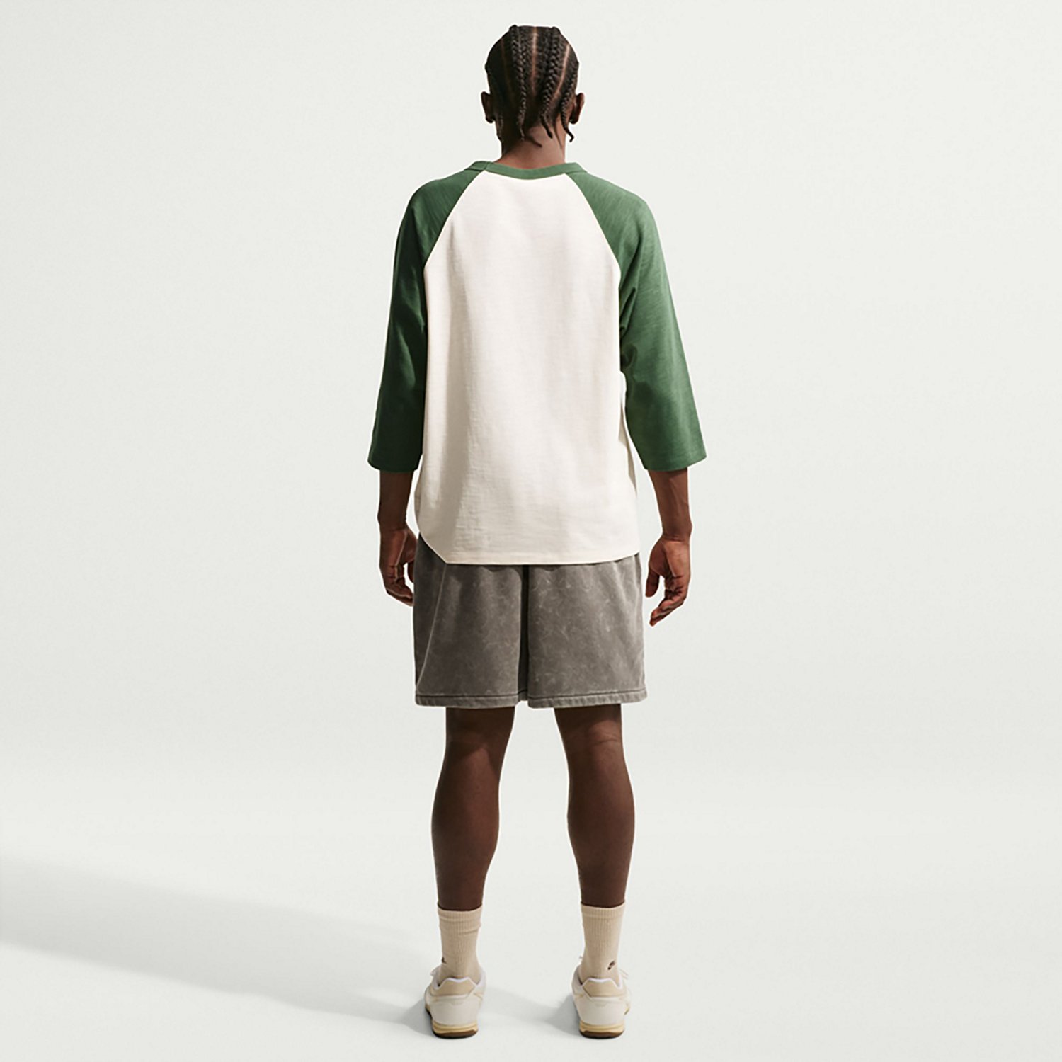 Nike Men's Sportswear Club Fleece Flow Shorts 6 in - view number 2