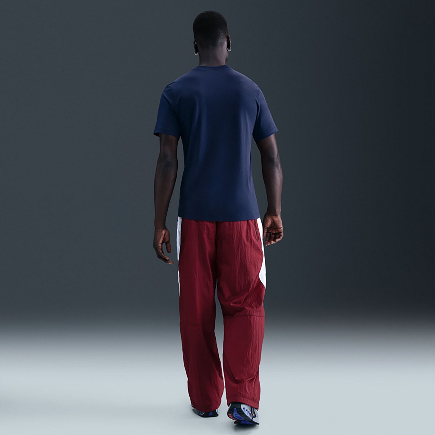 Nike Men's Sportswear Swoosh T-shirt - view number 2