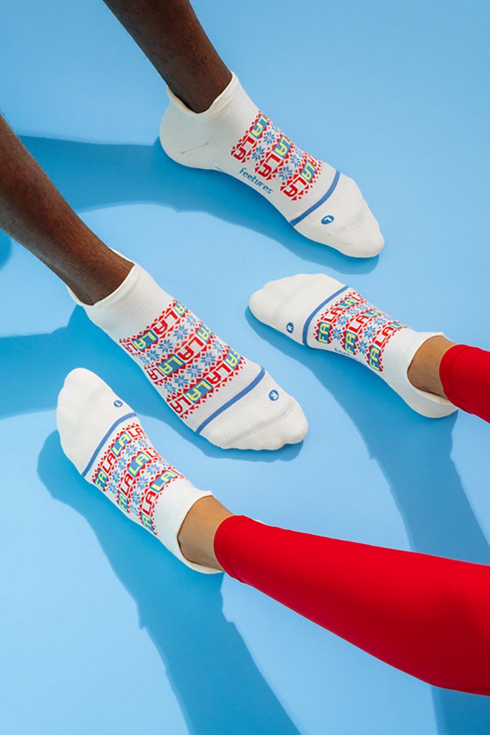 Feetures! Elite Max Cushion Fa La La No Show Tab Socks 1-Pack | Academy