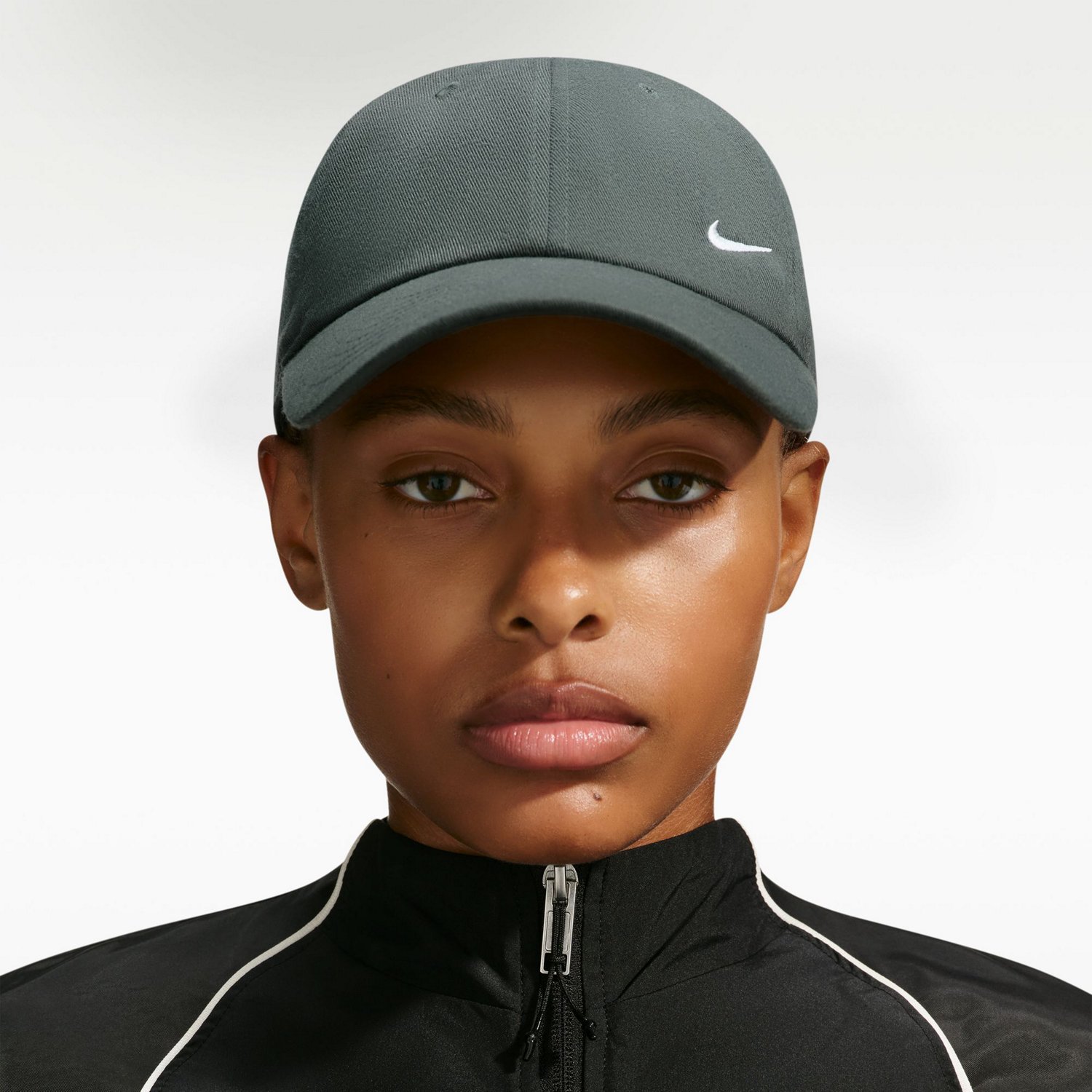 Nike Women's Club Unstructured Cap