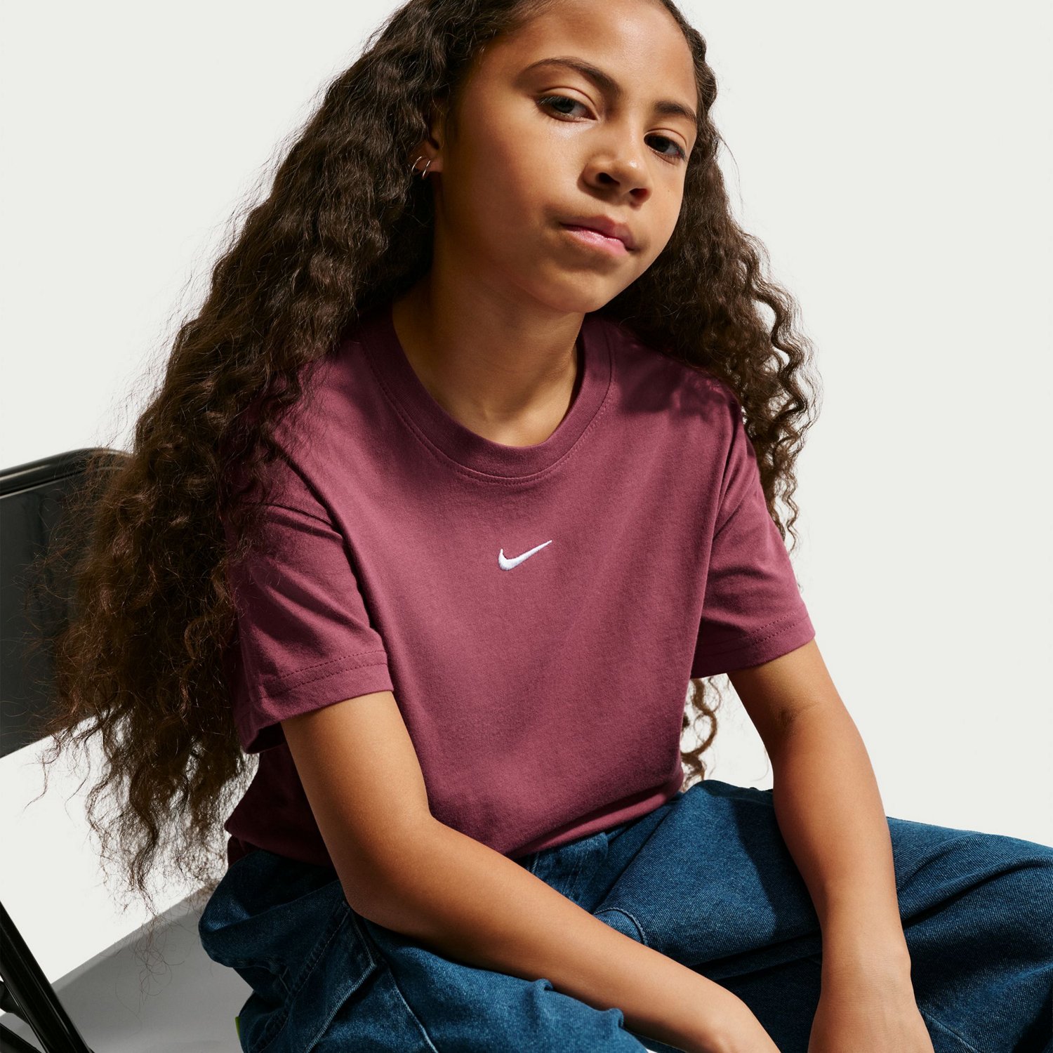 Nike Girls' Sportswear Essential Boxy Short Sleeve T-shirt - view number 5
