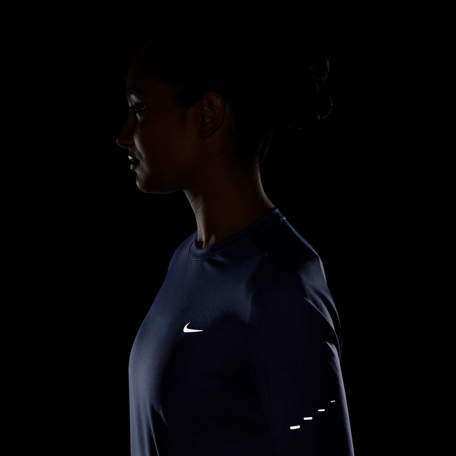 Nike Women's Nike Swift Dri-FIT UV Long Sleeve Crew Shirt - view number 7