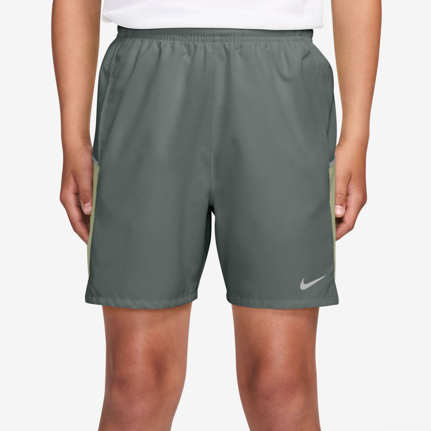 Nike Boys' Dri-FIT Miler Shorts 4 in.