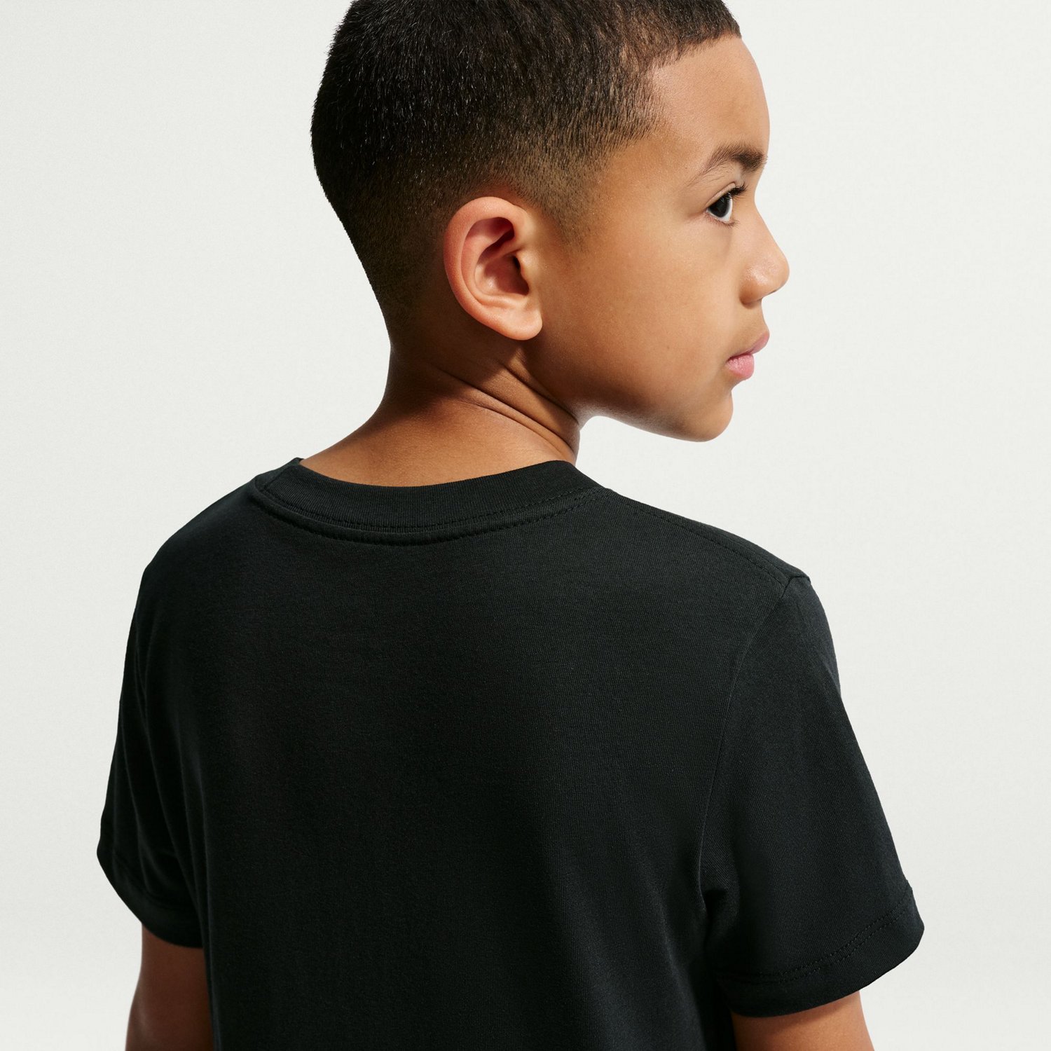 Nike Boys' Feel The Team Short Sleeve T-shirt - view number 4