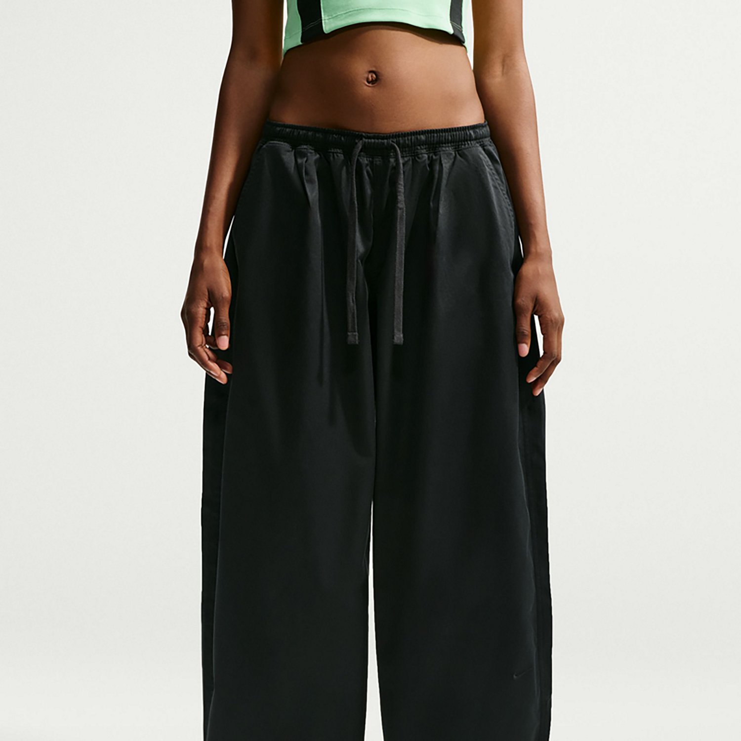 Nike Women's Street Utility Woven Oversized Pants - view number 3