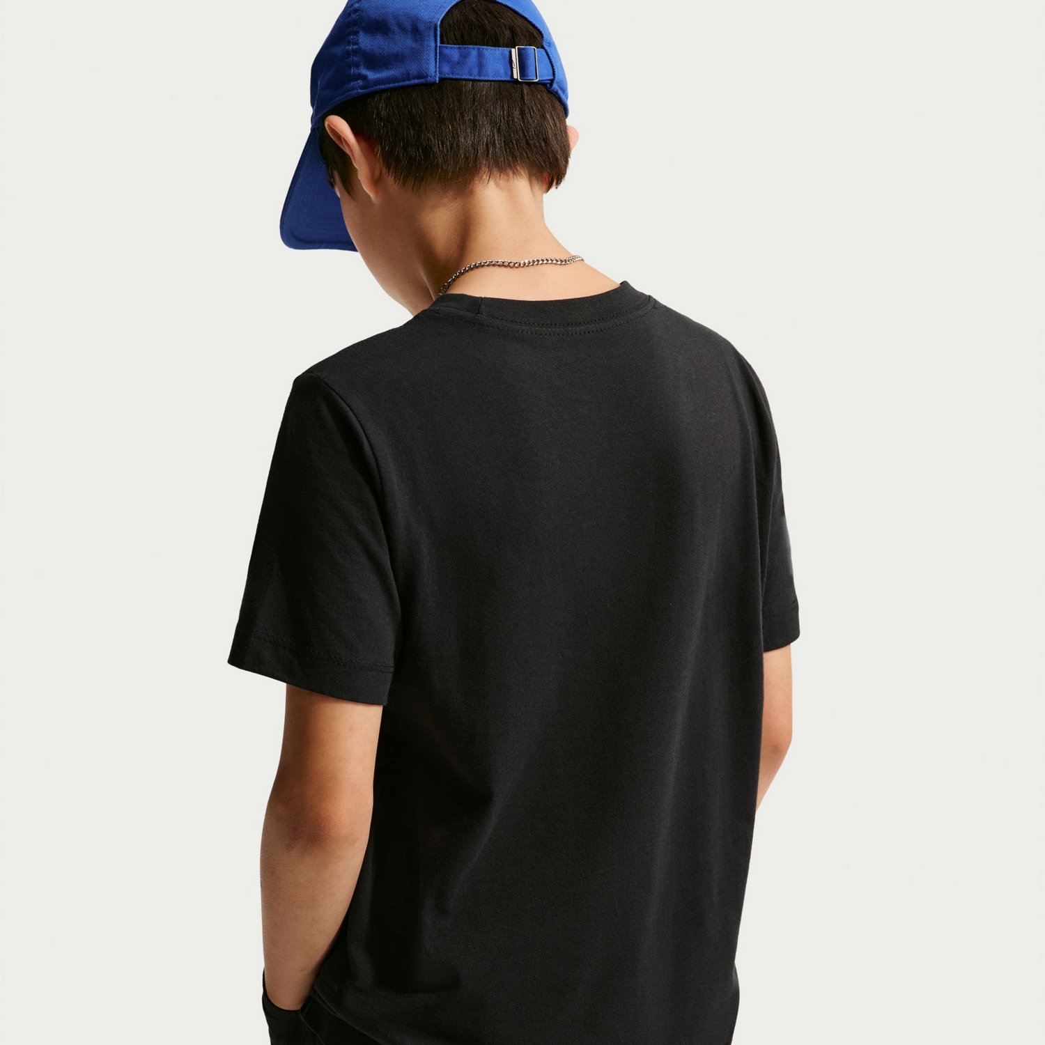 Nike Boys' Nike Sportswear Club Short Sleeve T-shirt - view number 4