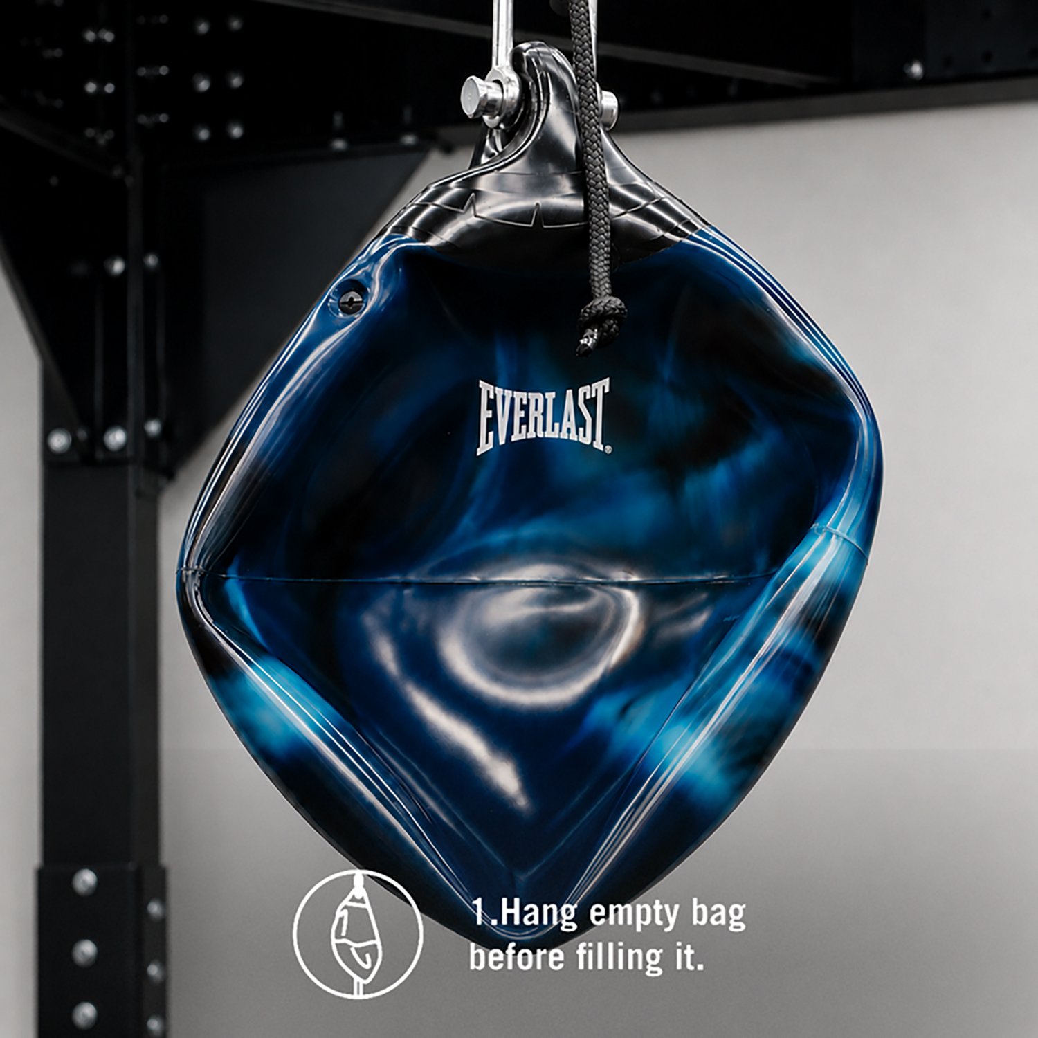 Everlast AquaBag 75 lb. Water Heavy Bag - view number 2