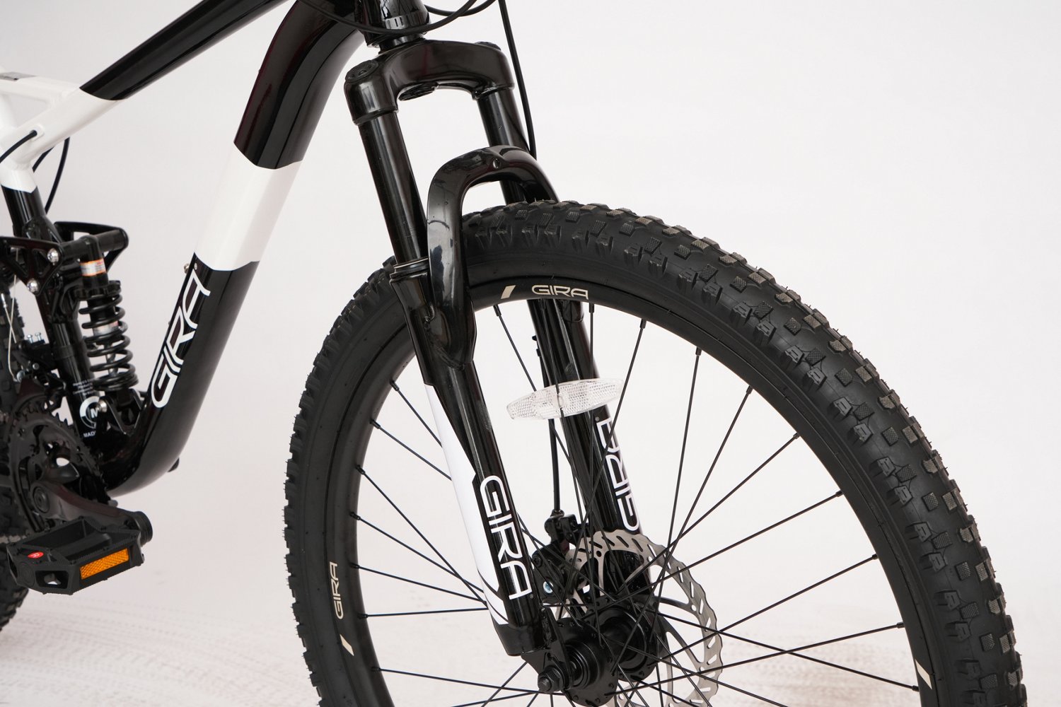 Ozone 500 Men's Mottolino 26" 21-Speed Mountain Bike - view number 6