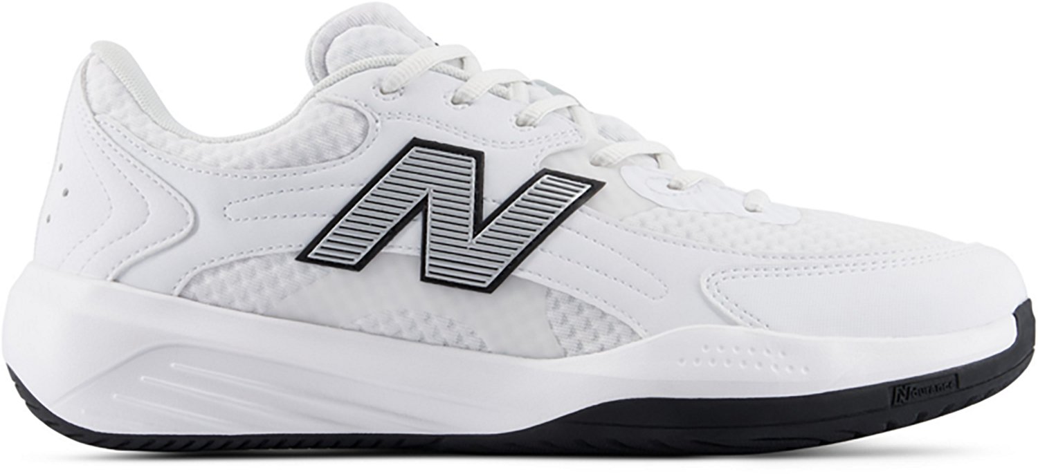 New Balance Men’s 696v7 Tennis Shoes