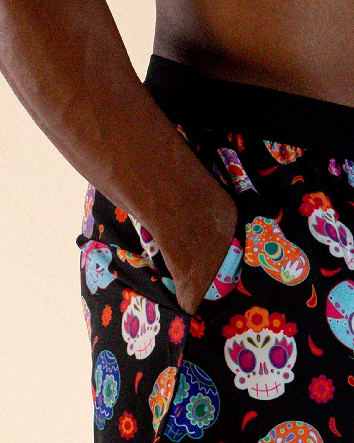 ChicknLegs Men's Sugar Skulls DS Running Shorts 5 In - view number 7